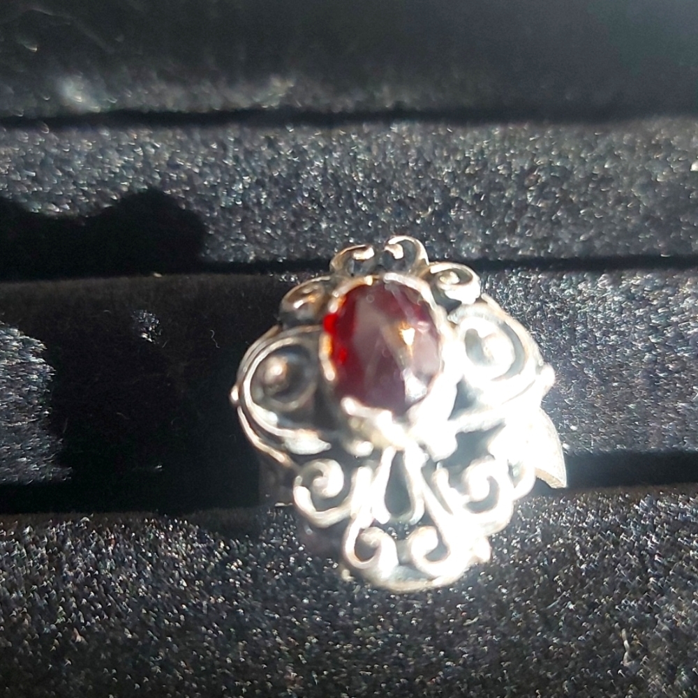 Antique silver Garnet ring
